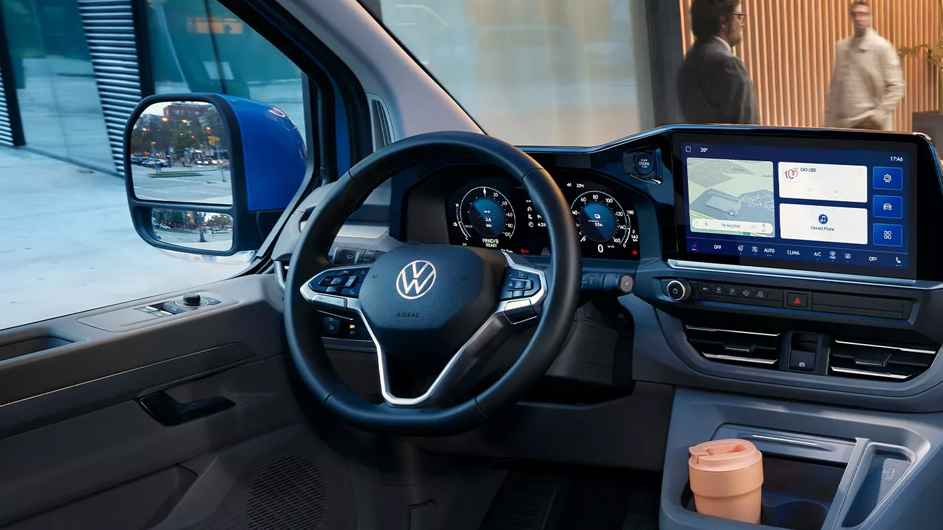 Innenraum und Dashboard VW Caravelle