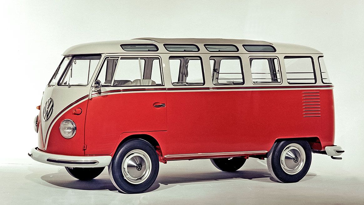 VW T1 Bulli Samba v dvobarvni kombinaciji rdeče-bele barve
