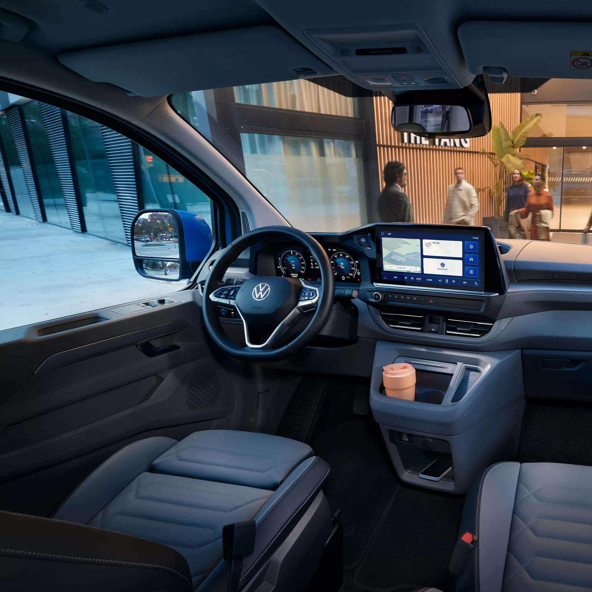 Innenraum und Dashboard VW Caravelle